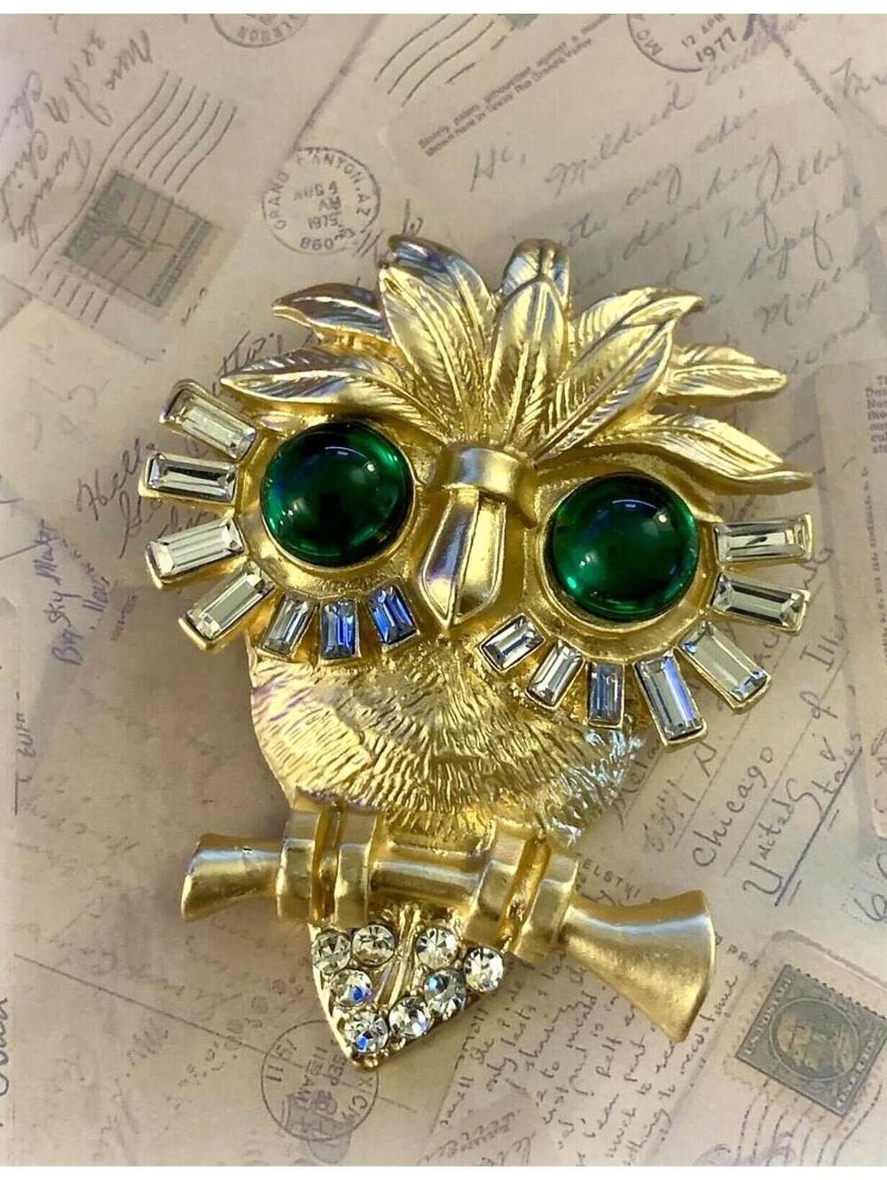 Yellow-Metallic Emerald Green Rhinestone Owl Statement Brooch Baguette Accessory